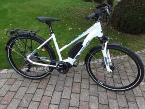 Neues E - Bike 28 Zoll Trekking